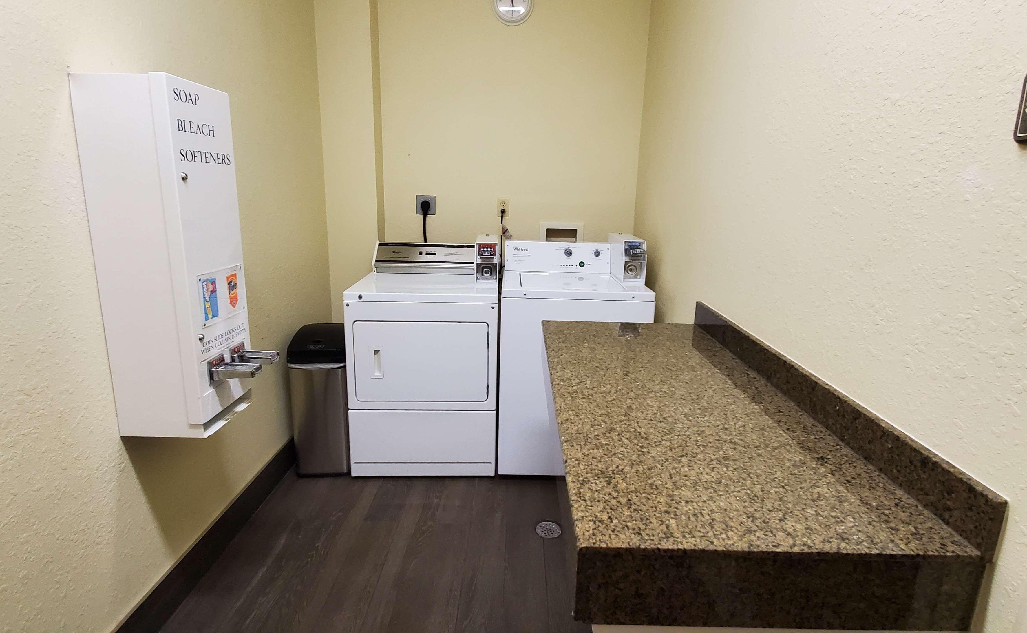 Best Western Executive Inn&suites Madisonville